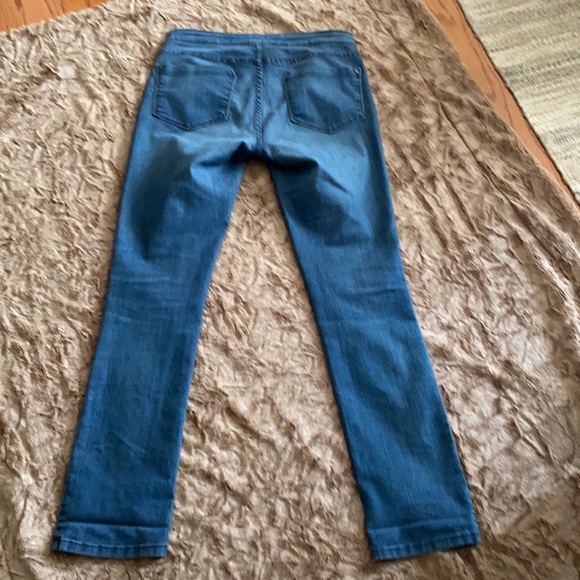 NYDJ Medium Wash Straight Leg Blue Jeans | 8 - Picture 5 of 6